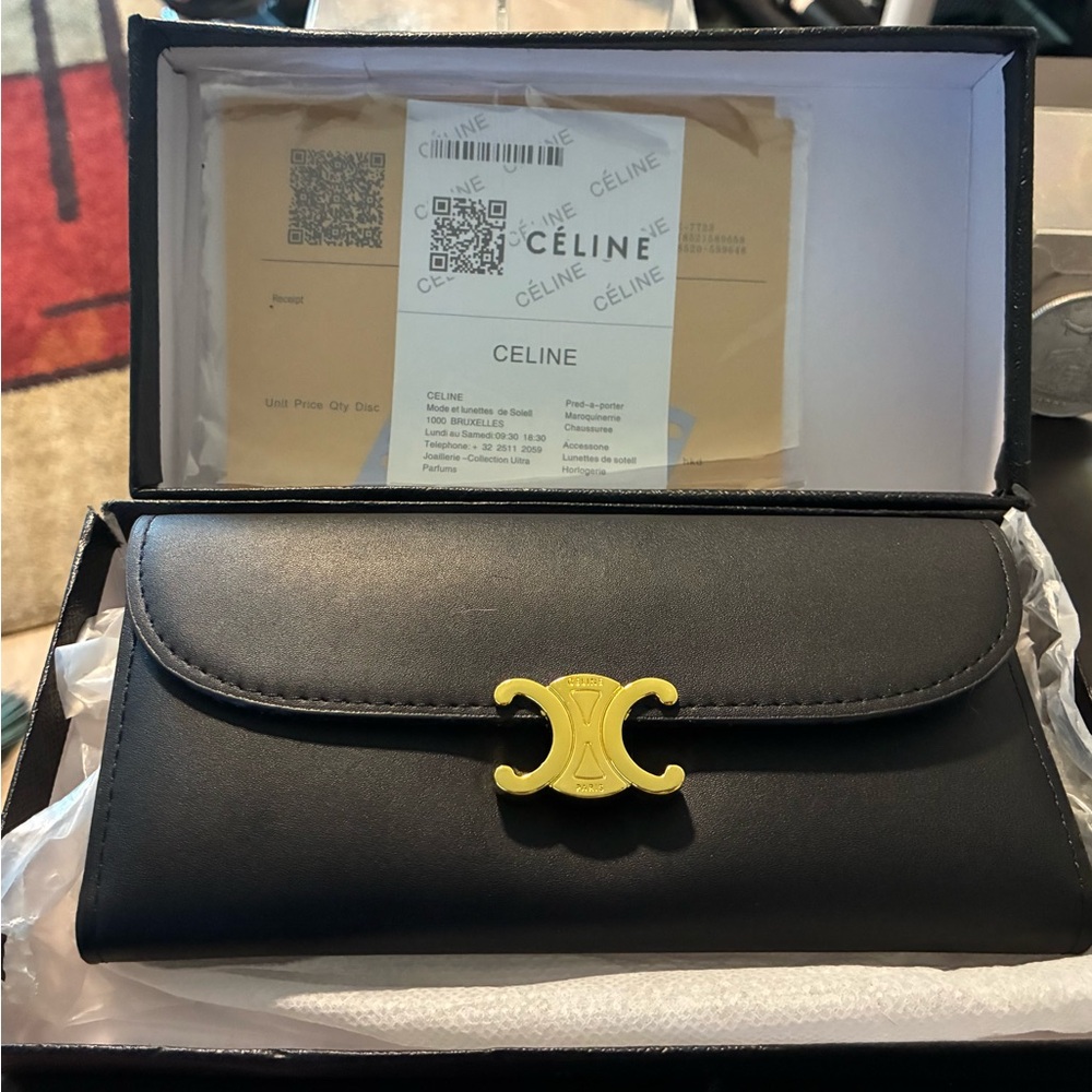 Celine Calfskin Long Triomphe BLK Wallet
